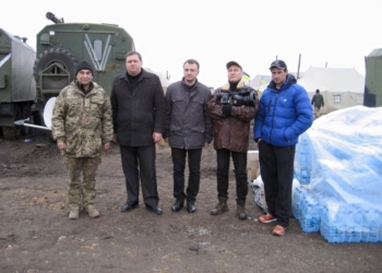 Святой Николай приходит и к нашим защитникам – с подарками на «Широком Лане» побывали нардеп и глава Кривоозерской РГА