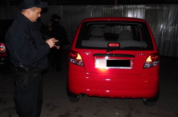 Скандал! Жительница Николаева купила в автосалоне автомобиль, захваченный в Луганске