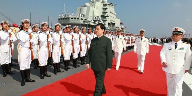 Китай объявил о строительстве авианосца. Второго после бывшего “Варяга”