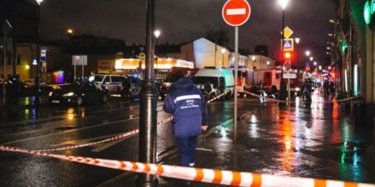 В Москве на остановке общественного транспорта произошел взрыв – причиной мог стать взрывпакет