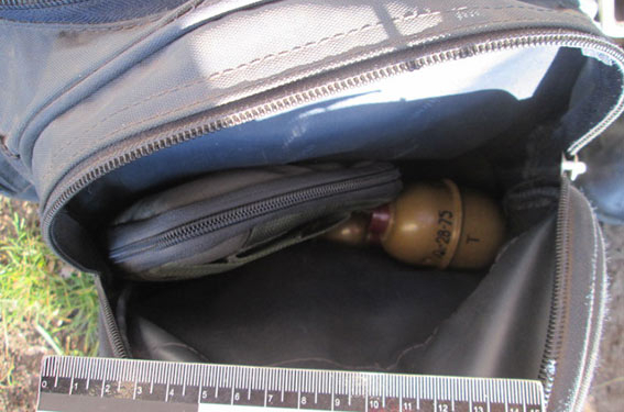 На память, что ли? В Николаеве задержали демобилизованного с сумкой гильз от пулеметов, гранатометов и корпусами от «РГД-5»