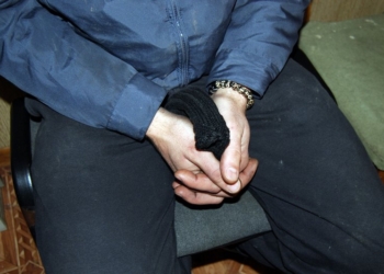 Вор «со стажем» в очередной раз попался на краже: 31-летний николаевец вырезал 150 м телефонного кабеля на ПГС