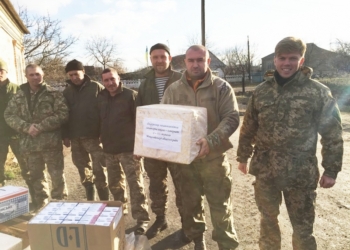 «Согрей солдата»: еще 20 спальников, теплые вещи и обереги николаевские волонтеры доставили военным