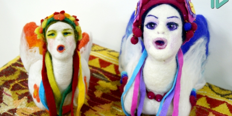 Женские обереги против биороботов – в Николаевском краеведческом музее открылась выставка авторских кукол-мотанок