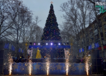 Святой Николай, мэр и нардеп зажгли в Николаеве Главную городскую елку