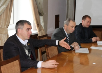 Николаевские строители сказали Сенкевичу, что хотят строить жилье, подземные парковки, виадуки, аквапарк