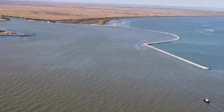 Проект реконструкции дамбы канала «Дунай – Черное море» разработает фирма, связанная с Лёвочкиным и Григоришиным