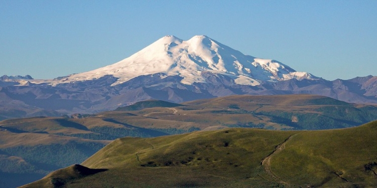 В Кабардино-Балкарии возобновляют поиски пропавшего на Эльбрусе украинца