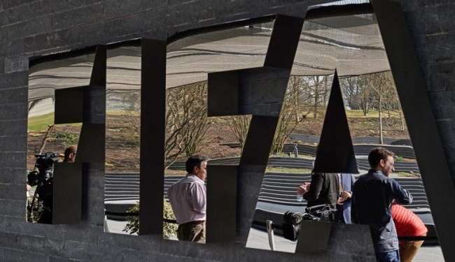 Швейцария заморозила счета ФИФА