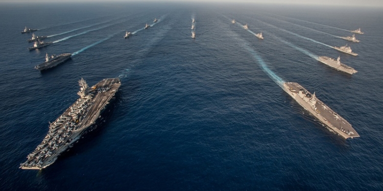 Корабельная группировка НАТО зашла в Черное море