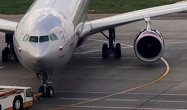 В российский самолет в Сеуле при посадке ударила молния