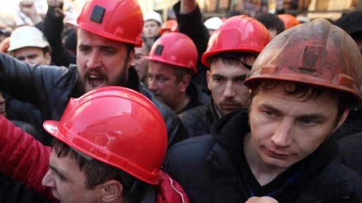 Для погашения задолженности по зарплате работников угольных предприятий направлено 70 млн. 1