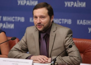 Министр инфорполитики Стець подал в отставку