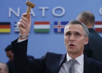 Решение пригласить Черногорию в НАТО не касается России – Столтенберґ