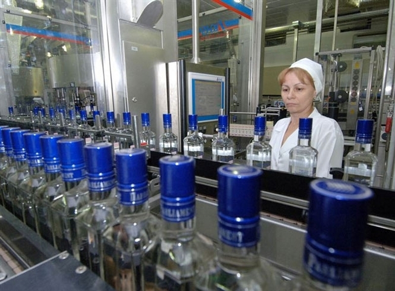 В Украине продают два государственных спиртзавода - за долги 1