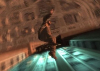 В Снигиревском районе работник предприятия упал с 4-метровой высоты