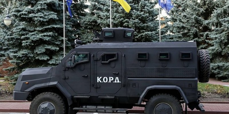 Нацгвардия и КОРД до конца года получат 10 новых бронемашин «Варта»