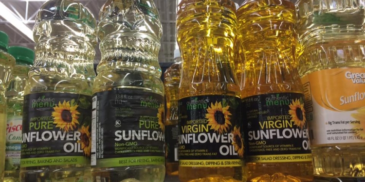 Украинское подсолнечное масло в супермаркетах США продают по $4 за литр