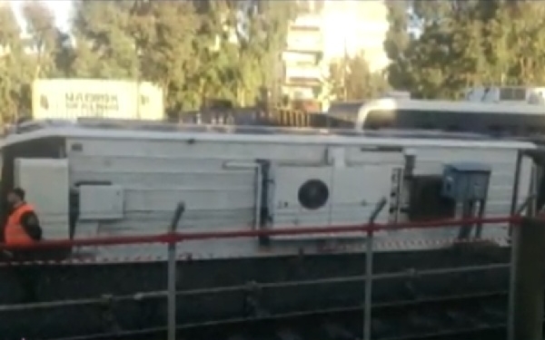 В турецком Измире перевернулся вагон метро. Много раненых