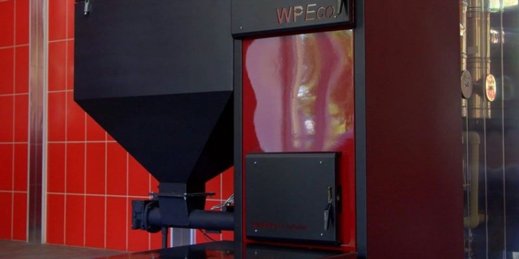 Изобретенный в Николаеве отопительный котел на пелетах из соломы успешно обогревает уже 10 объектов