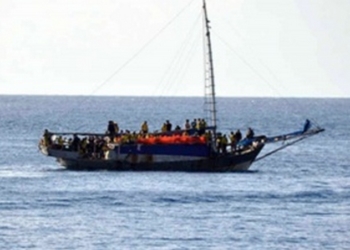 Судно с беженцами затонуло недалеко от Турции