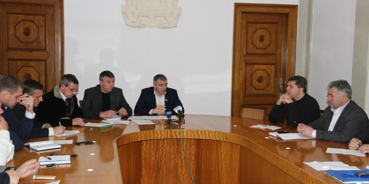 Органы управления в Николаеве, городские службы переведены в усиленный режим работы – они ждут непогоды