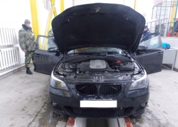 BMW – за контрабанду сигарет. Украинские таможенники наказали венгра за вранье