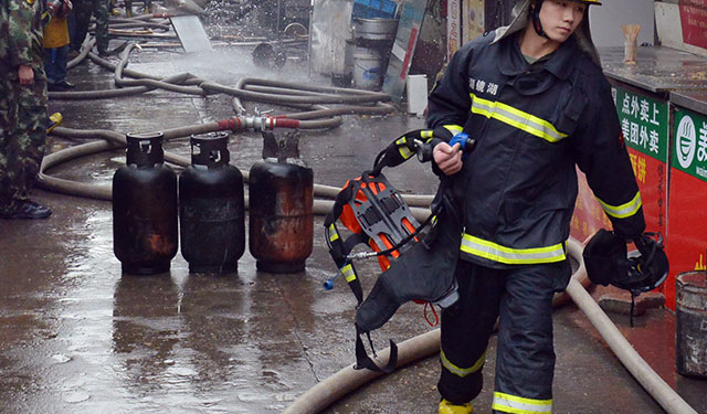 В Китае произошел мощный взрыв на химическом заводе