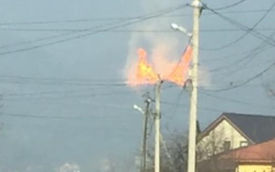 На Закарпатье разгерметизация газопровода "Союз". Загорелся газ, столб пламени - 50 метров 1