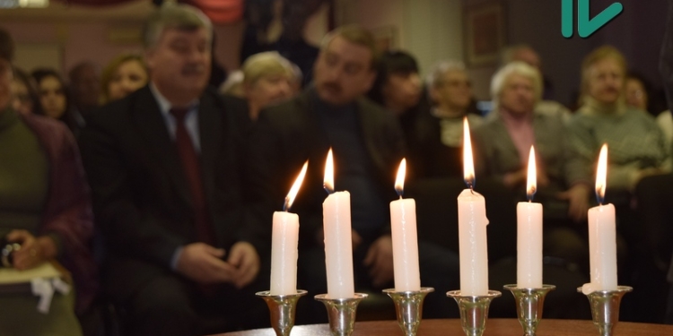 «Трагедия, которой позволили произойти»: в День памяти жертв Холокоста в Николаеве вспоминали о шести миллионах сердец