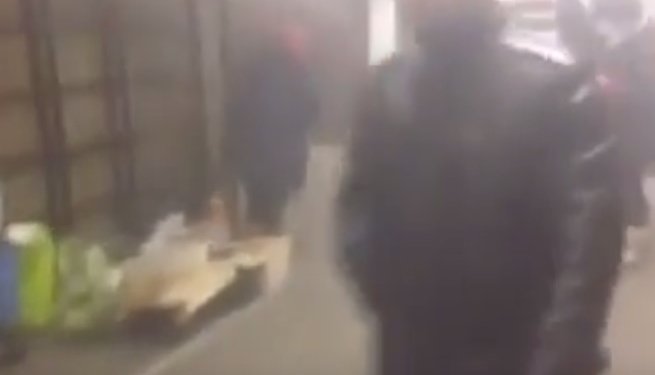 В Киеве пожар на станции метро “Дружба народов”