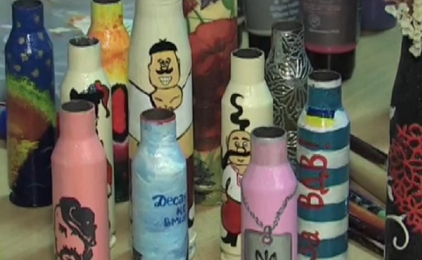 Волонтеры делают из гильз вазы, чтобы заработать на метеостанцию для артиллеристов