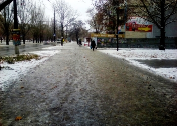 Держитесь за воздух: в Николаеве – ледяной дождь