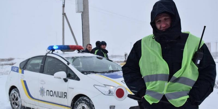 Спокойствие, только спокойствие: на Николаевщине водителей просят не выезжать, а всех остальных – объявить выходные