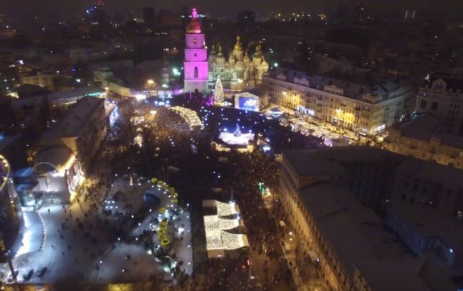 Очень красиво! Празднование Нового года на Софийской площади с высоты птичьего полета 1