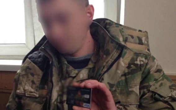 Военврач требовал у контуженного бойца, перенесшего инсульт, 4 тыс.грн. взятки 3