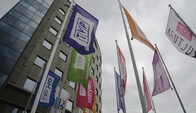 Директора польских общественных телеканалов ушли в отставку – в знак протеста