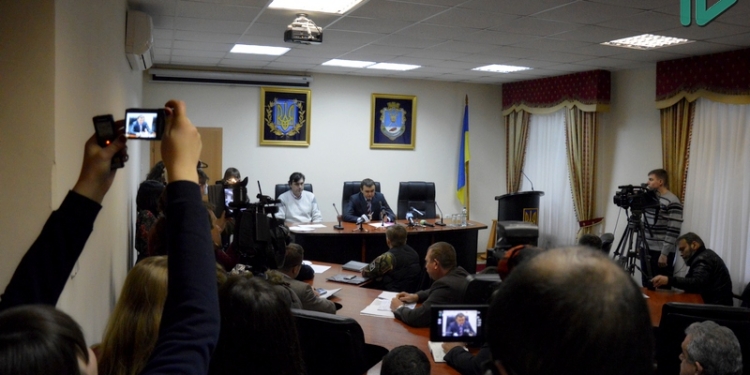 «Пишите письма»: В Николаевской ОГА планируют «бомбить» Укравтодор просьбами о выделении денег на ремонт, а если не поможет – закроют проблемные трассы