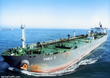 В Европу направляется первый танкер с американской нефтью