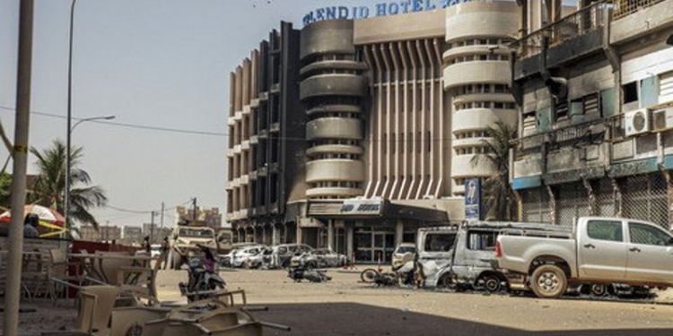 В Буркина-Фасо из-за теракта погибла украинская семья