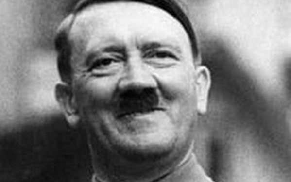 “Майн кампф” Гитлера стал бестселлером в Германии