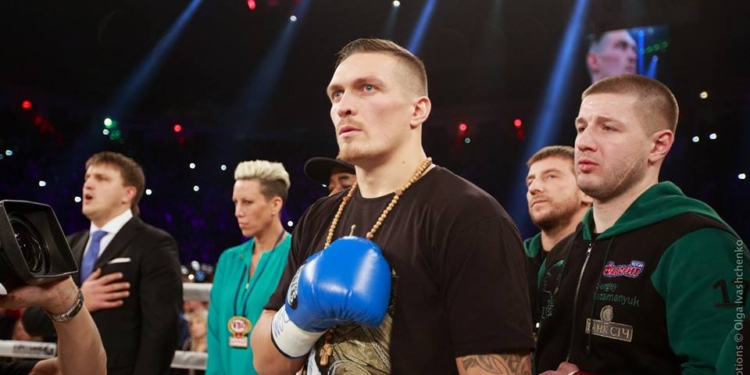 Бой Усика за титул чемпиона мира состоится весной