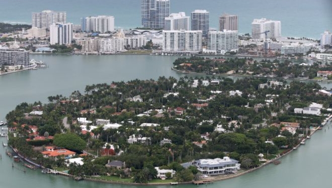 В США проверят владельцев элитной недвижимости в Майами и на Манхэттене, купленной за наличные