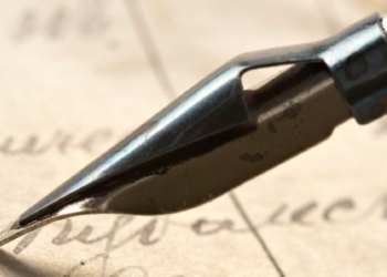 Жители микрорайона «Леваневский» просят Александра Сенкевича «принять сторону жителей города и жителей микрорайона»