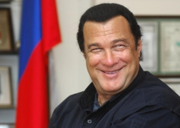 Стивен Сигал получил гражданство Сербии