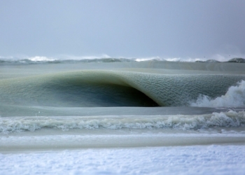 Из-за непогоды БДЛК закрыт для прохода судов, не принимает суда и порт Николаев