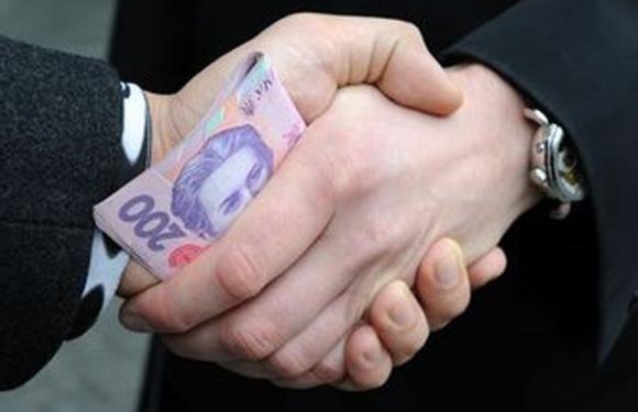 Как правильно брать взятки, чтобы не посадили. История одного взяточника