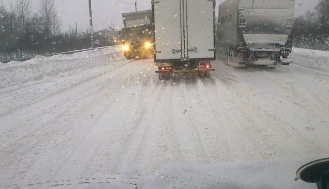 “Укравтодор” отмечает критическую ситуацию на дорогах Николаевской и Днепропетровской областей