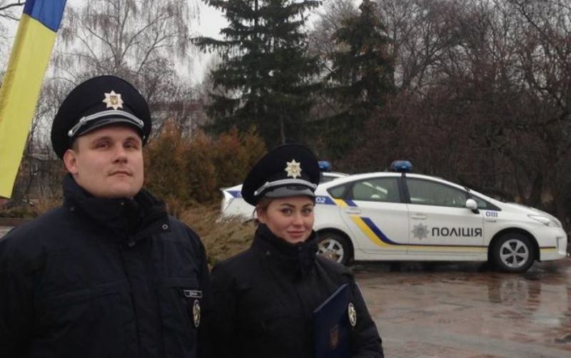 На улицах Кременчуга начала работать патрульная полиция 4
