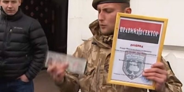 Киевские ветераны АТО устроили рейд против псевдоволонтеров